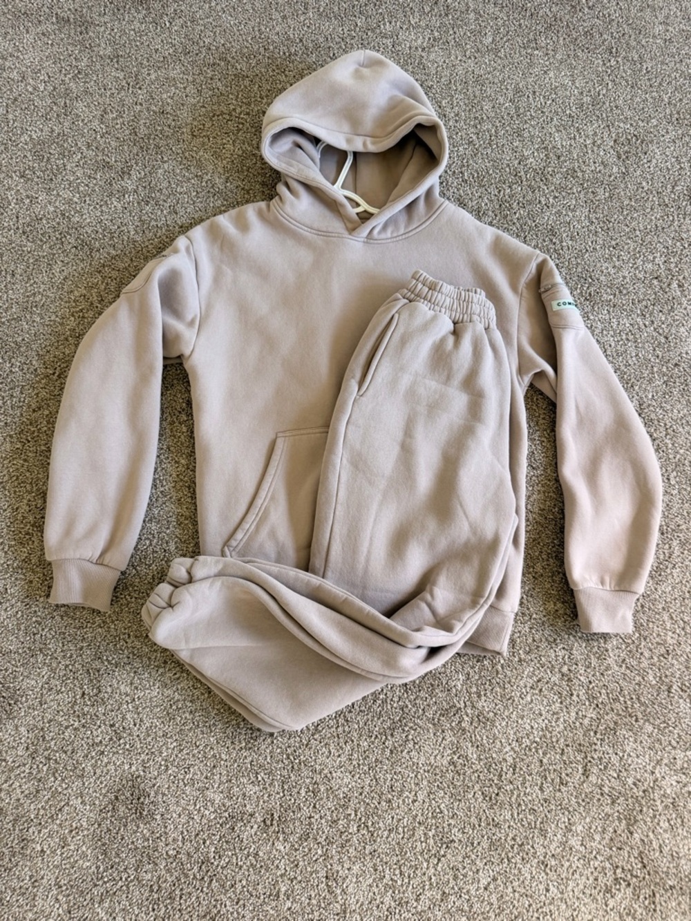 Comfrt Travel Essentials Beige Hoodie & Joggers Matching Set